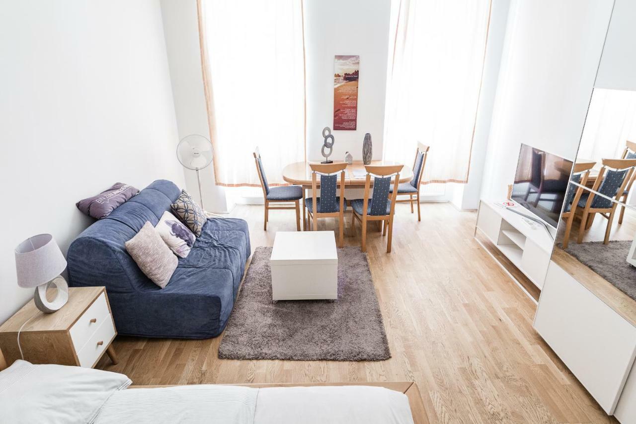 Apartment - Bg Wina Bagian luar foto
