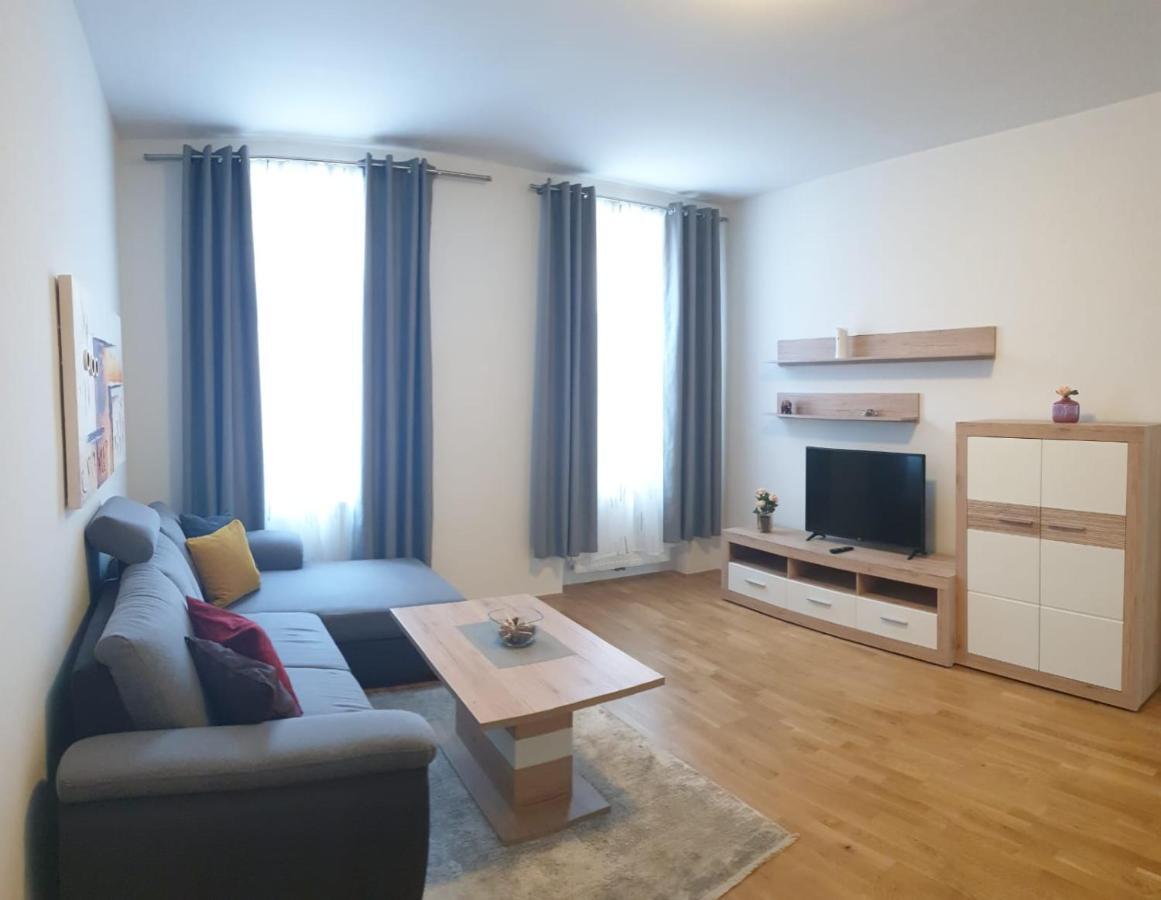Apartment - Bg Wina Bagian luar foto